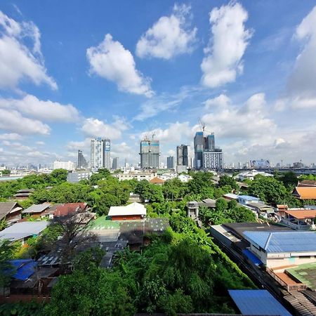 Aqua Residences: New Rooms Near Wutthakat BTS Station Bangkok Exterior photo