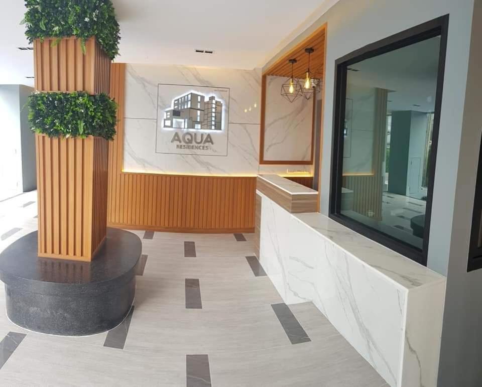 Aqua Residences: New Rooms Near Wutthakat BTS Station Bangkok Exterior photo